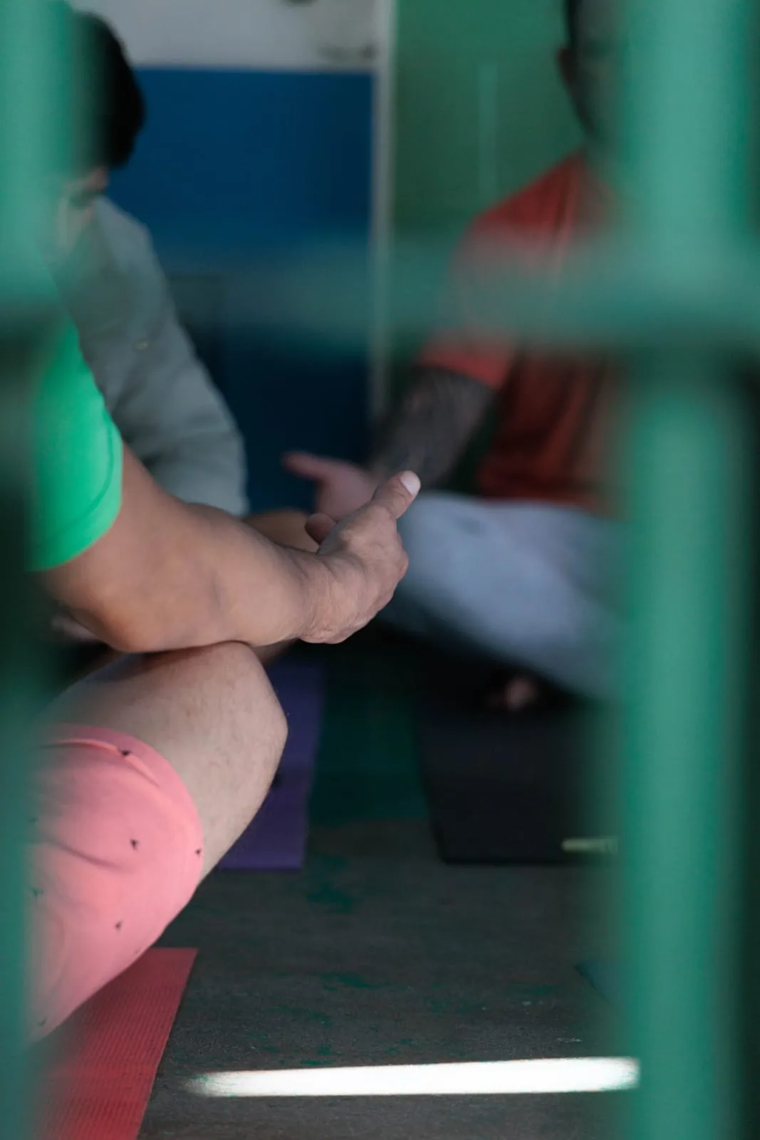 Manos en namaste — detalle